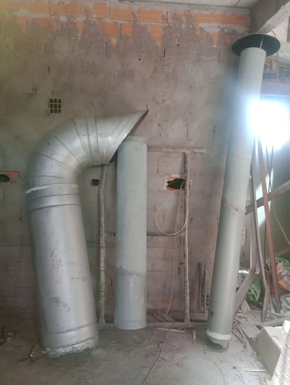 Chimney Duct  446558608137267201
