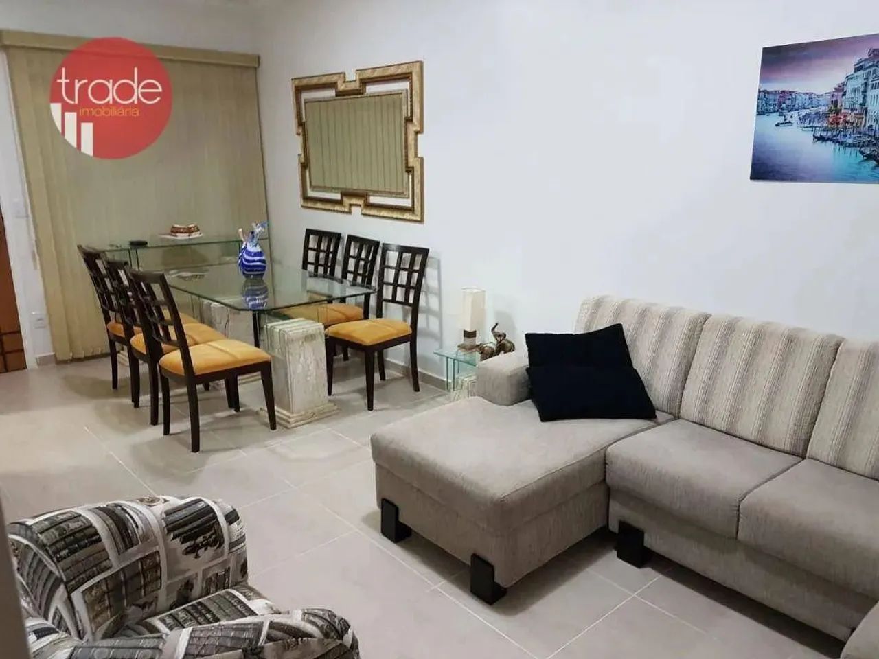 Casa térrea a venda em condomínio fechado com 03 dormitórios e piscina aquecida. - Foto 2