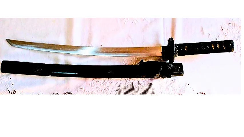 CONJUNTO DE RÉPLICAS DECORATIVAS DE ESPADAS SAMURAI JAPONESAS - KATAKANA e WAKISASHI - Foto 4