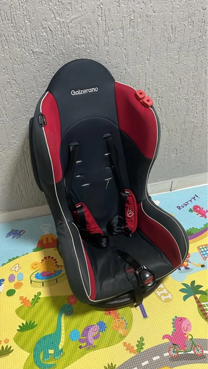 Cadeirinha infantil para carro (galzerano)