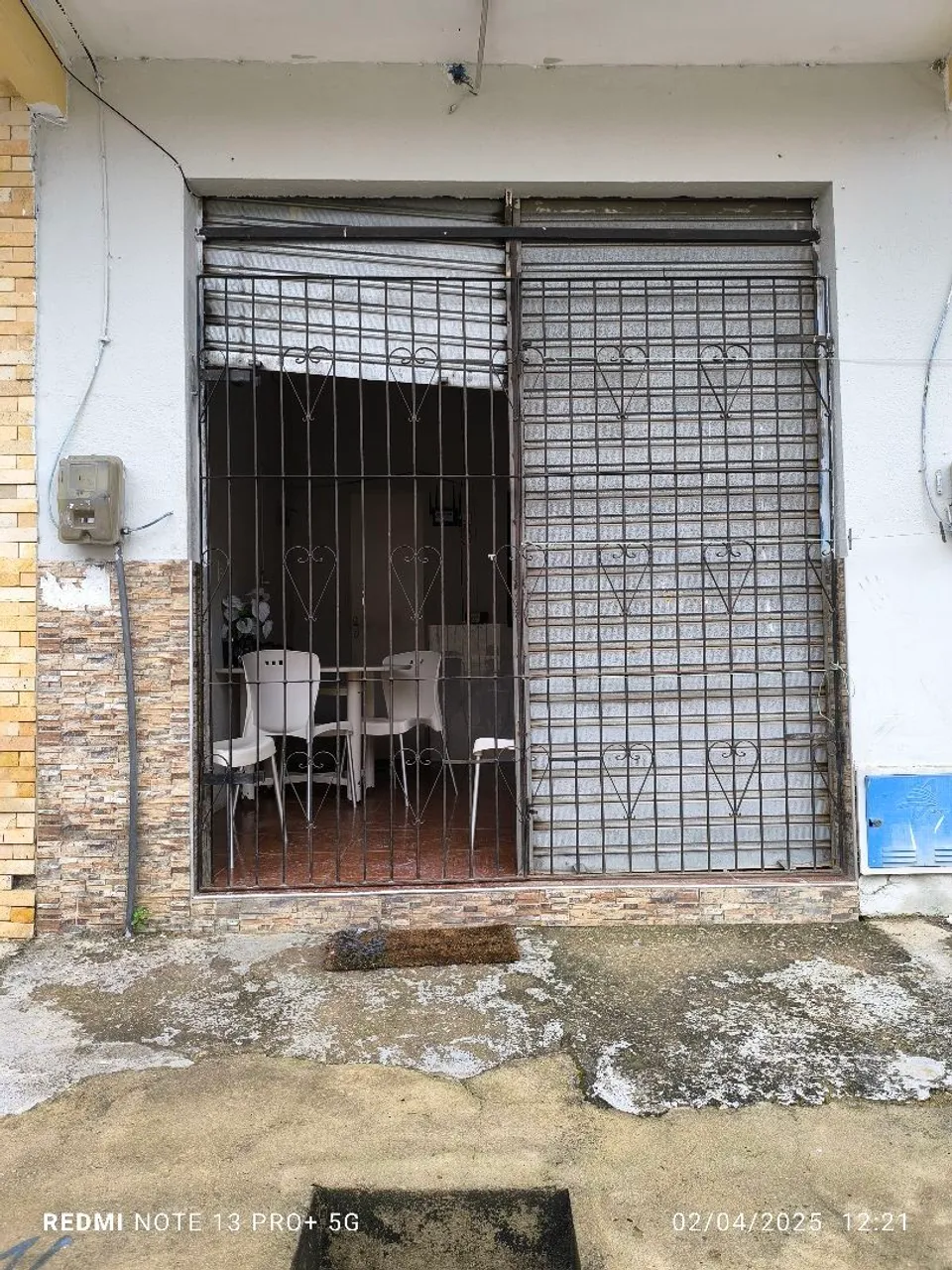 Porta de Alumínio com Design Moderno