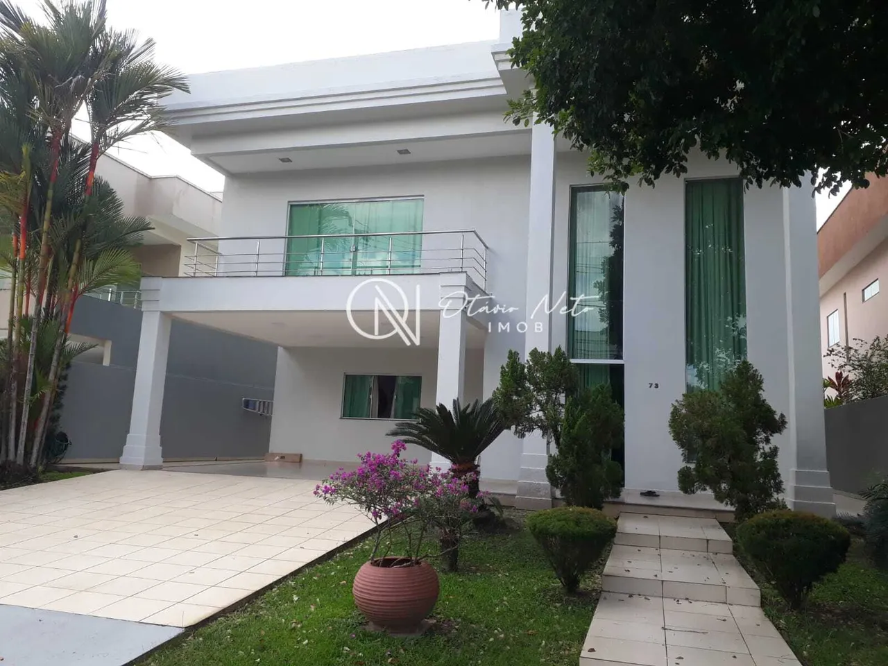 Alugo casa com Piscina no Cond . Monte Negro Boulevard