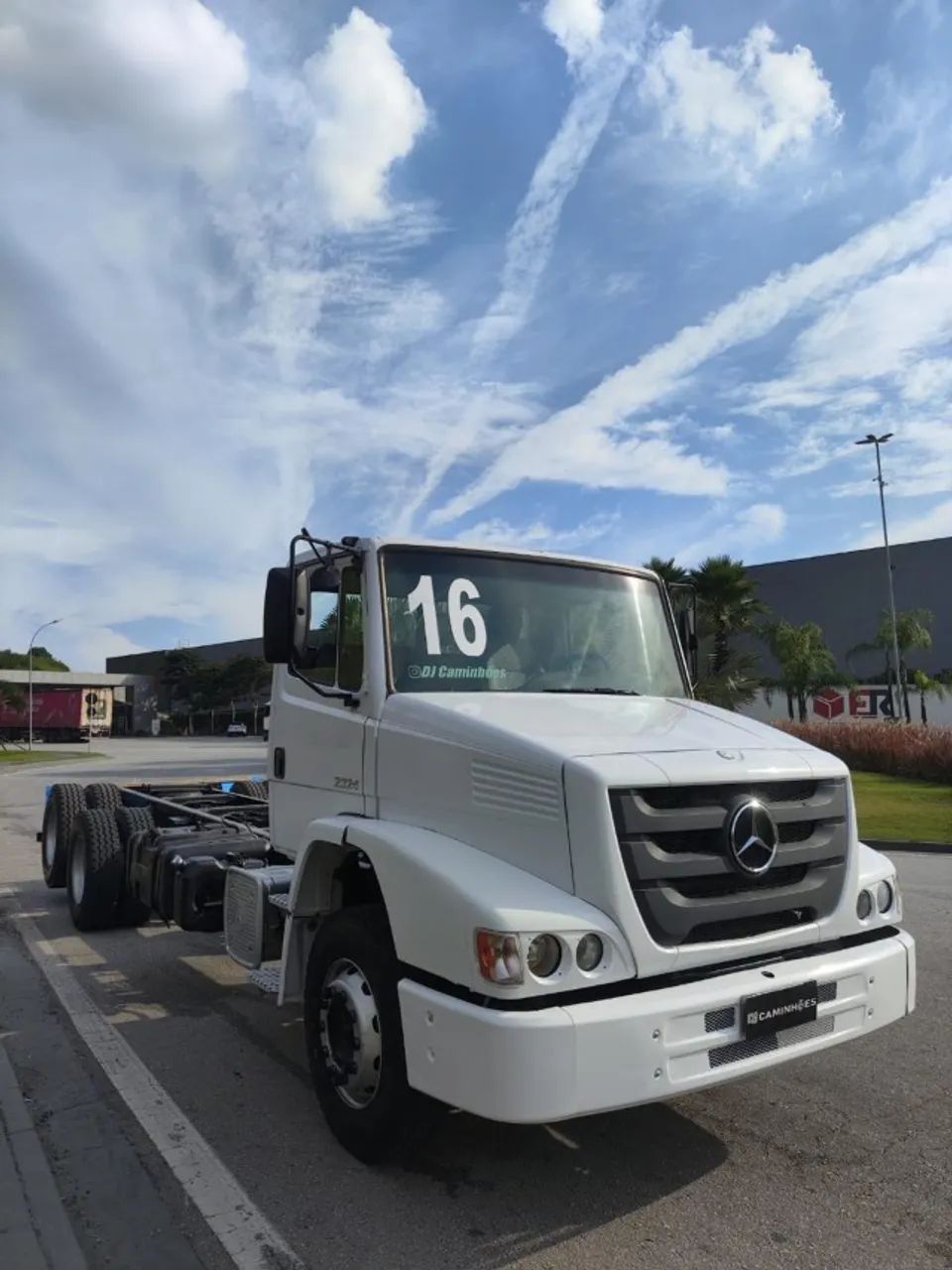 MB ATRON 2324 - Foto 2