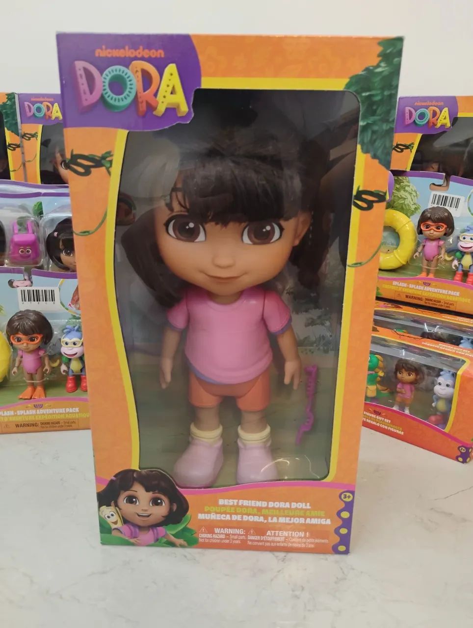 Boneca grande Dora Aventureira Nova 