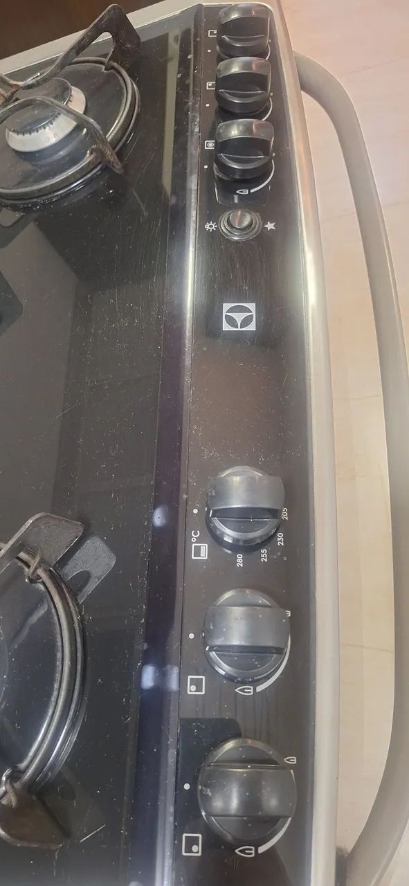 Vendo, Fogão Eletrolux 5 bocas - Foto 2