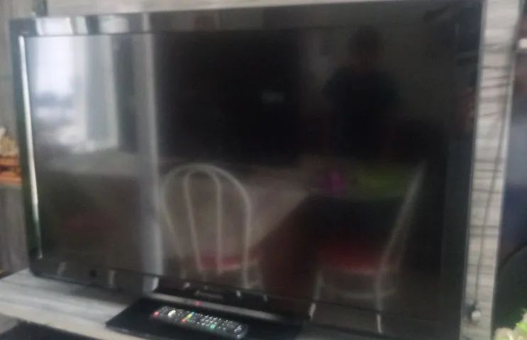 Tv Panasonic 42" Full HD  - Foto 3