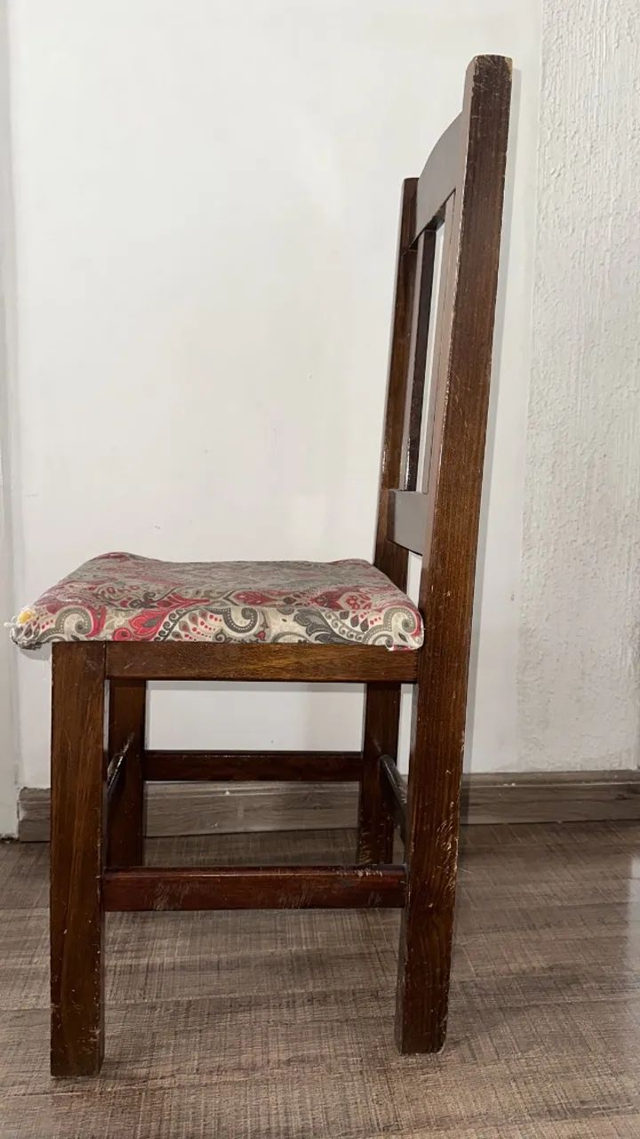 Conjunto 4 cadeiras madeira 