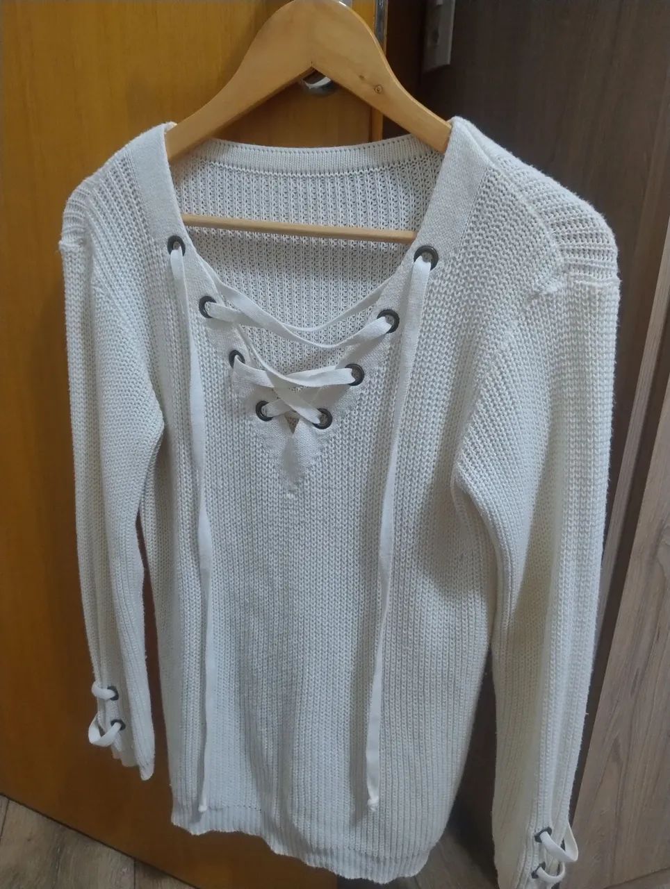 Blusa de linha,na cor bege, - Foto 3