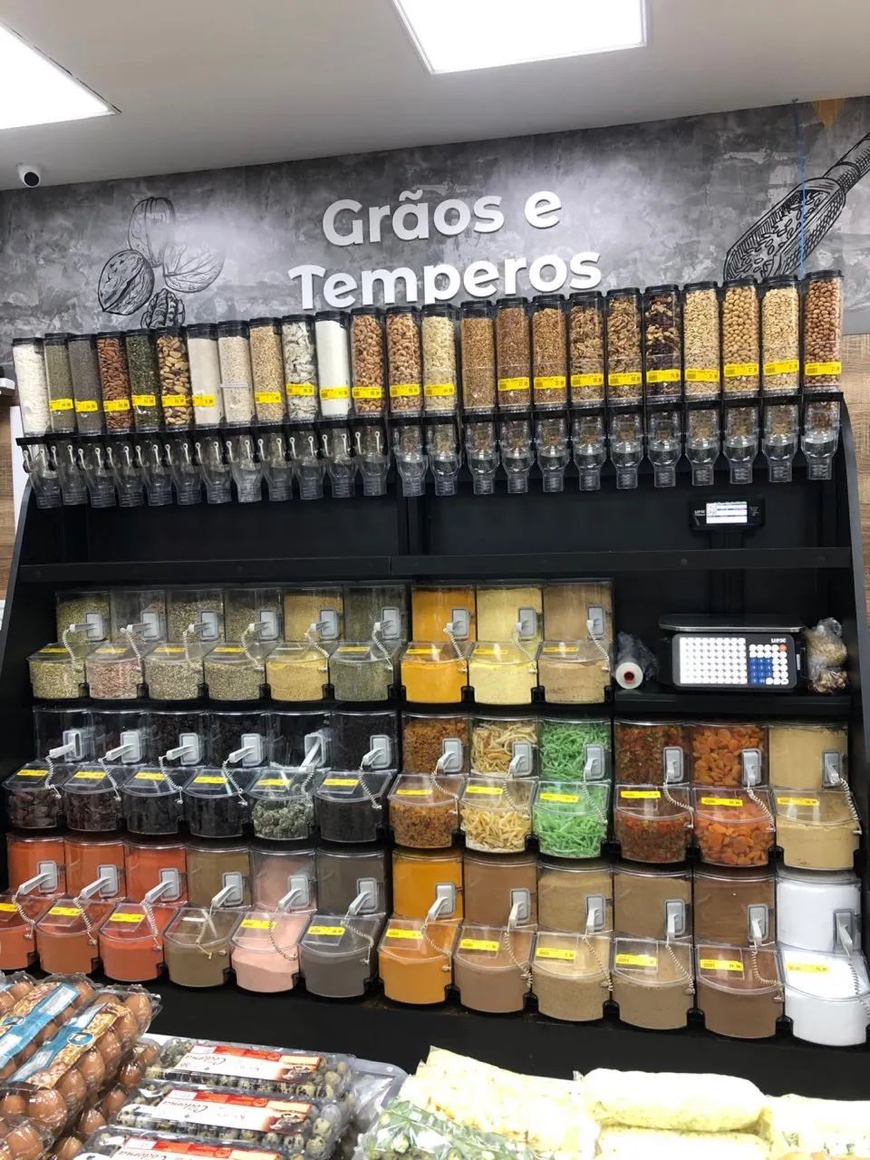 Móvel de grãos e temperos 
