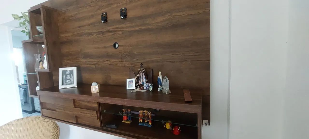 Vendo painel de TV de madeira - Foto 2