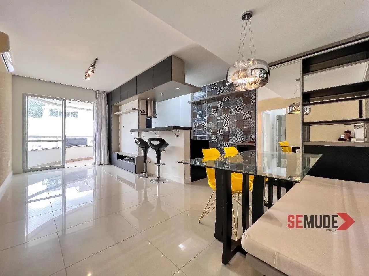 Apartamento 2 dormitórios próximo a UFSC