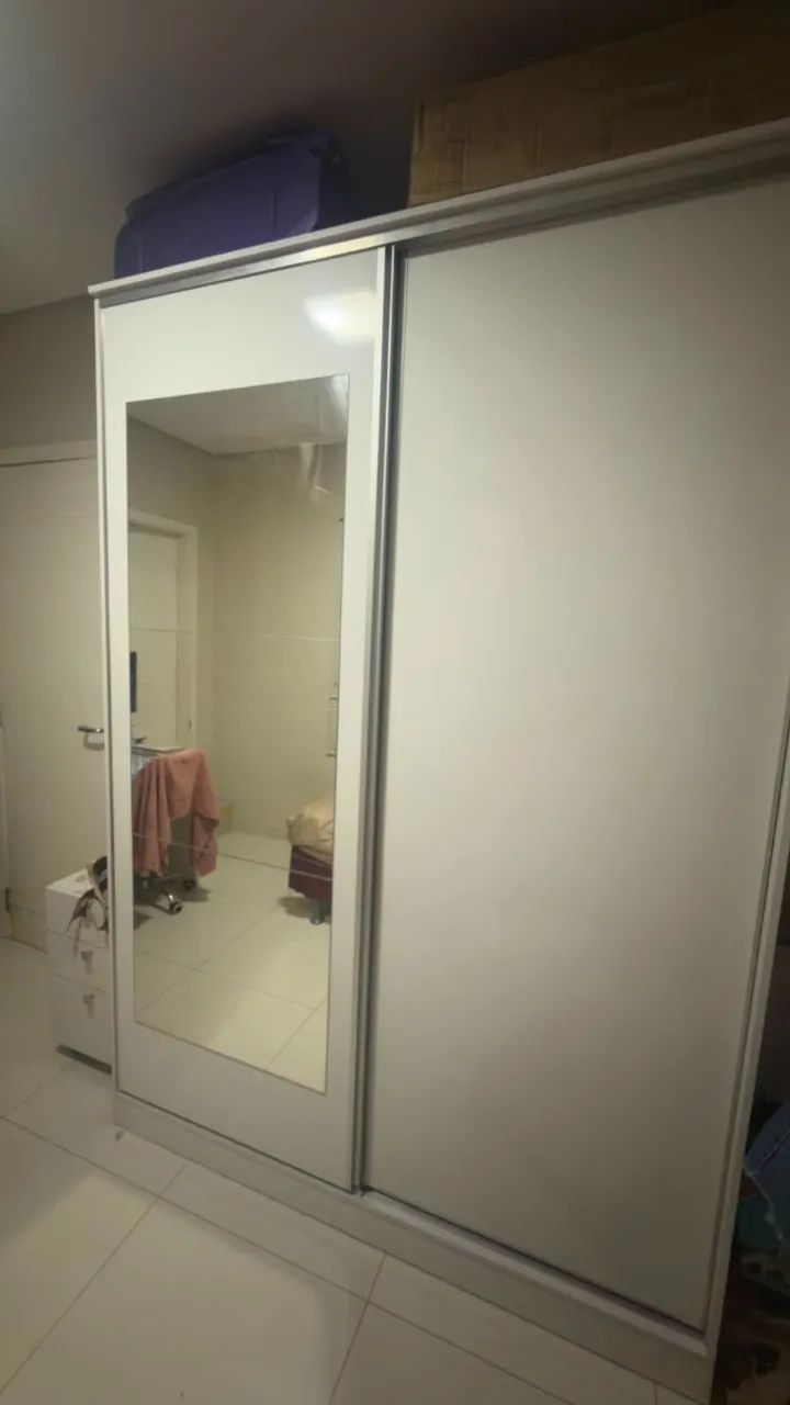 Guarda roupa adulto
