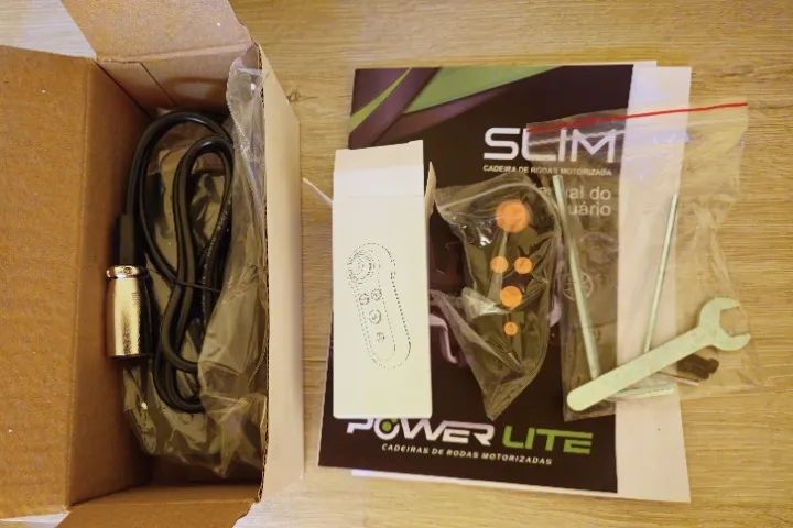 Cadeira Motorizada PowerLite Slim cor preta - Foto 3