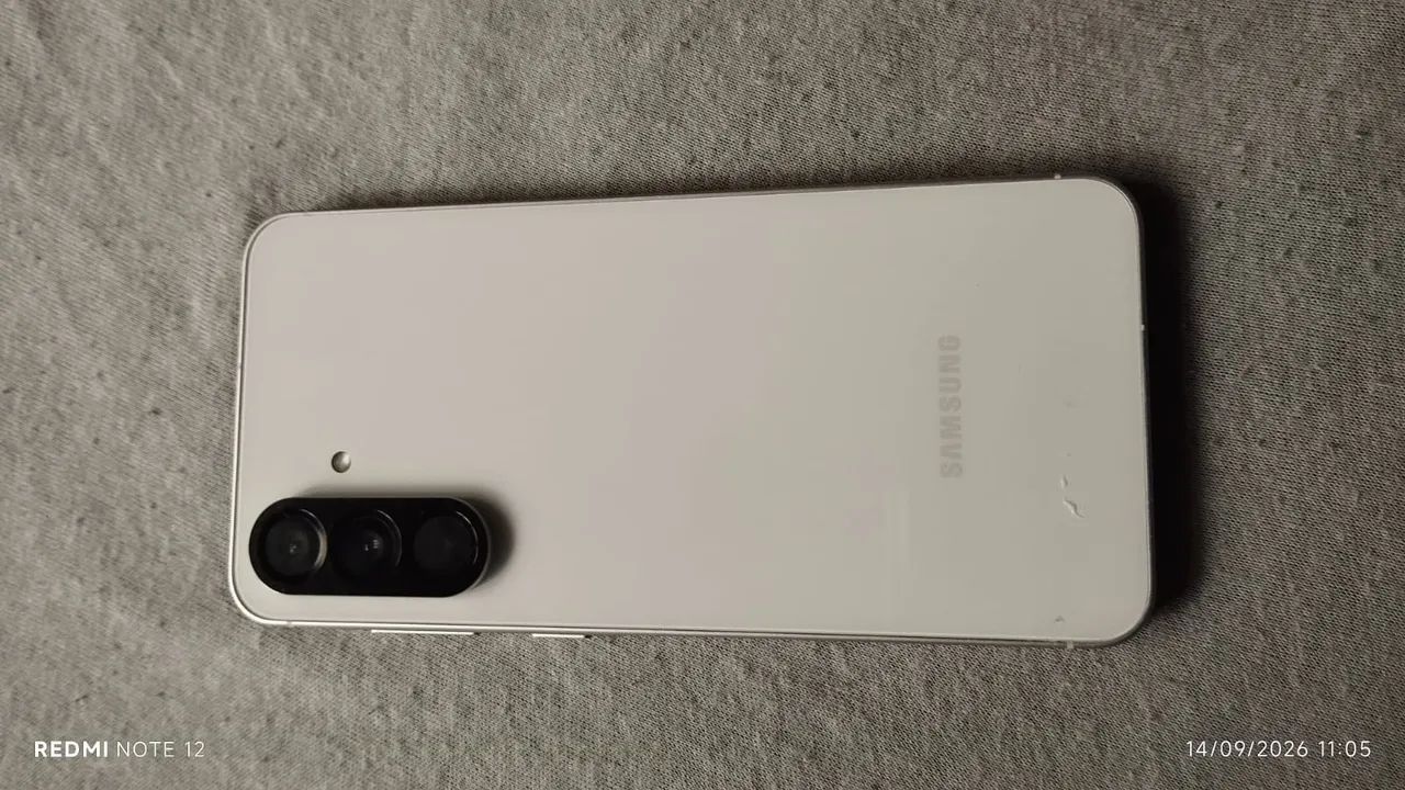 Samsung a56