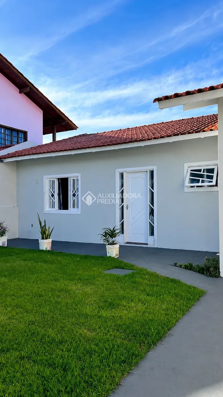Casa com 3 quartos e 200m² à venda em Carianos, Florianópolis. - Foto 3