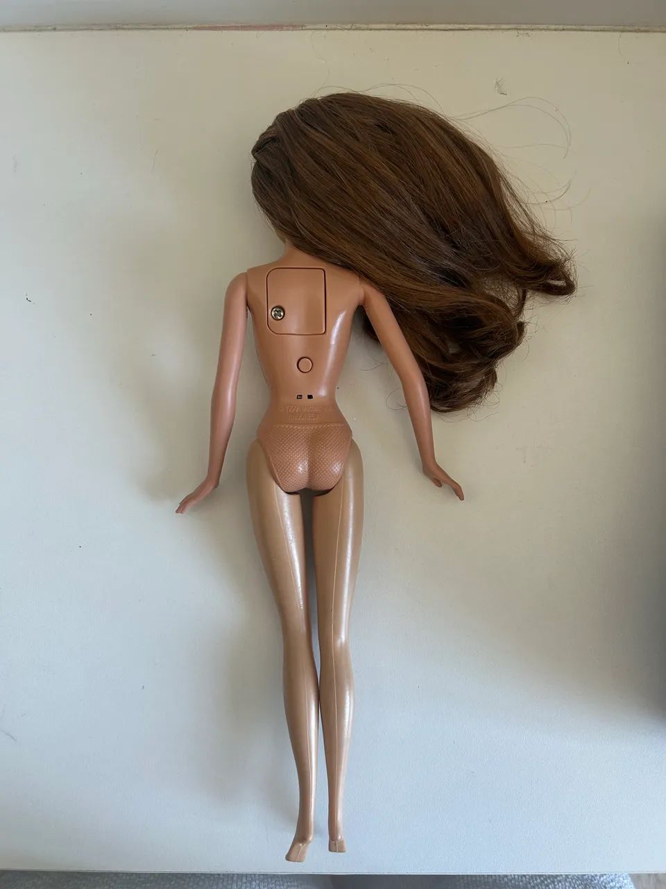 Boneca Barbie princesa e a plebeia Érika  - Foto 4