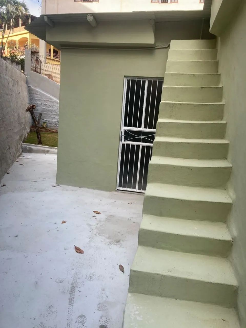 Casa térrea com 2 quartos e área externas  - Foto 2