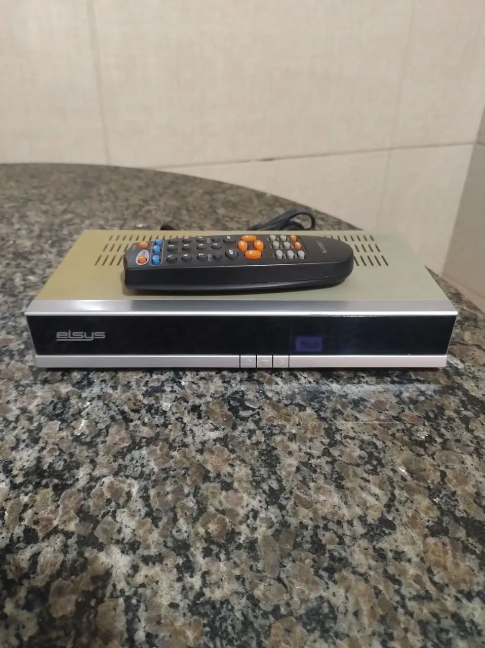 Receptor de Satélite ELSYS 2.0 prata