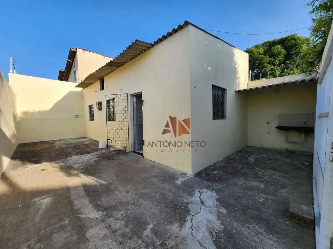 Casa com 2 quartos para alugar, 55 m² por R$ 750/mês - Encantada - Eusébio/CE - Foto 2