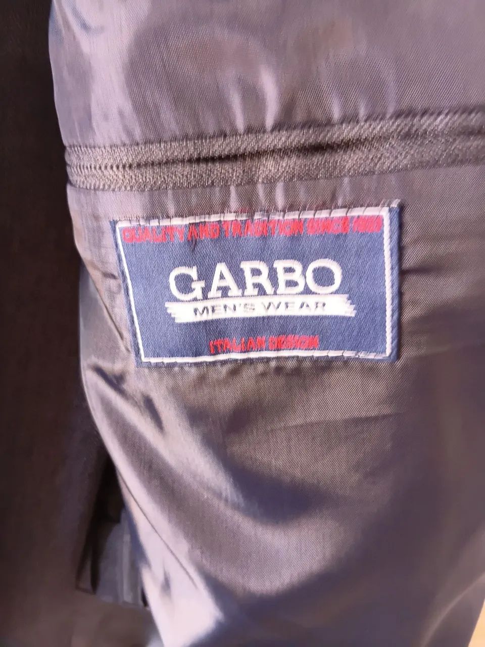 Conjunto de terno e calça, marca GARBO  - Foto 2
