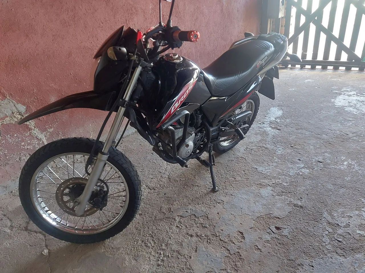 Bros 150  - Foto 2