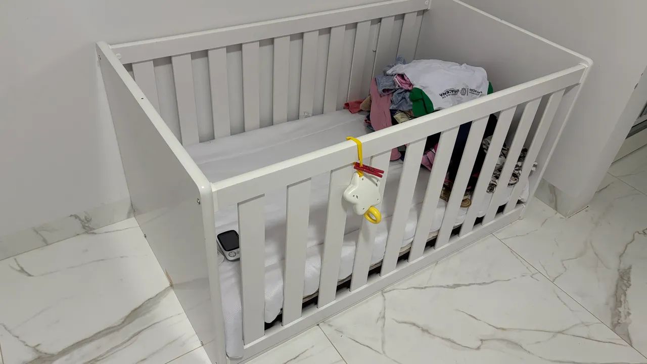 Berço com colchão (super resistente ) muito conservado