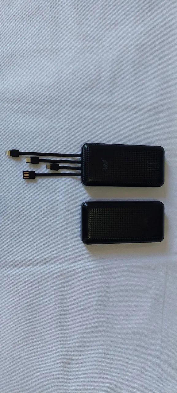 10.000 mha powerbank 4 cargas usd C lighting Compatível com iPhone ipad celular Samsung  - Foto 3