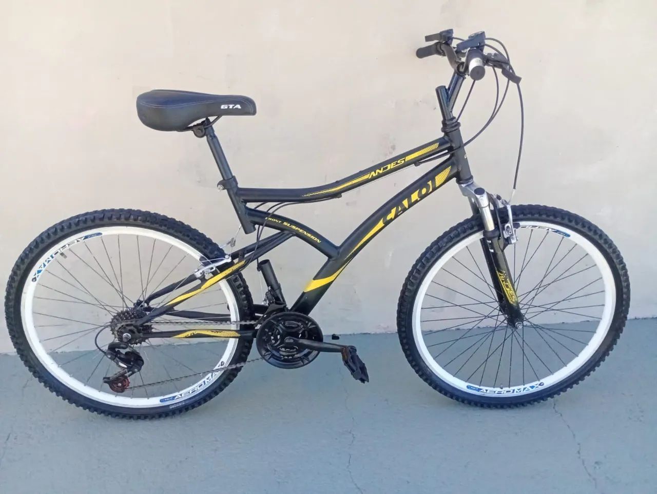 Bicicleta aro 26 