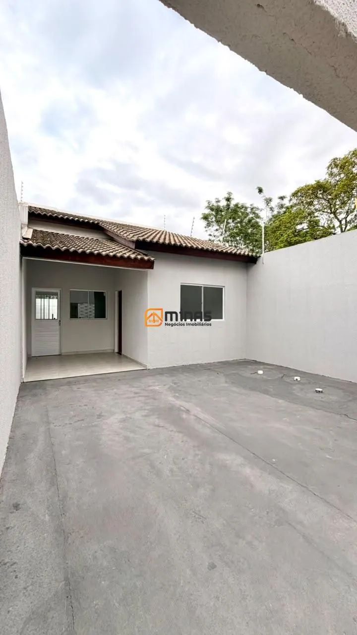 CASA IMPECÁVEL; TODA REFORMADA;