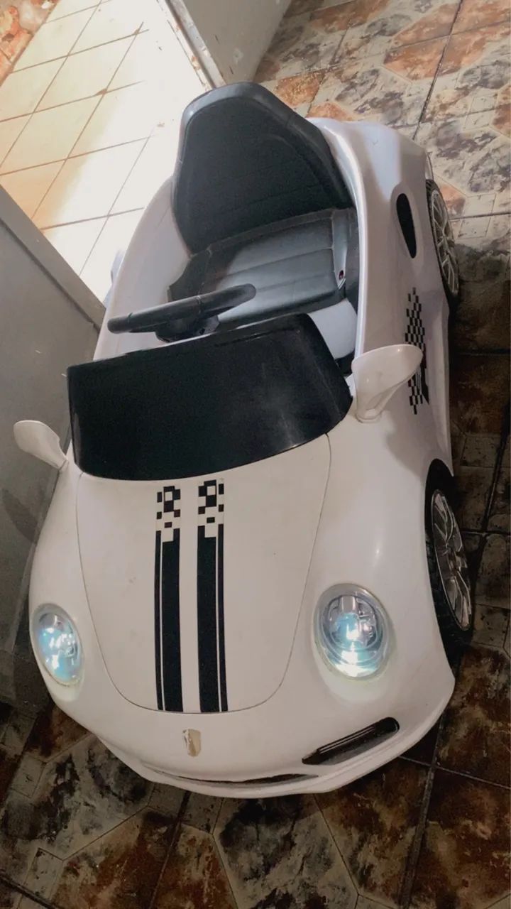 Vendo carro elétrico infantil 