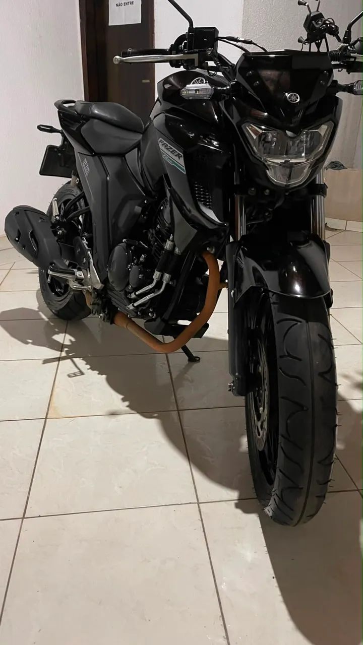 Troco por carro 