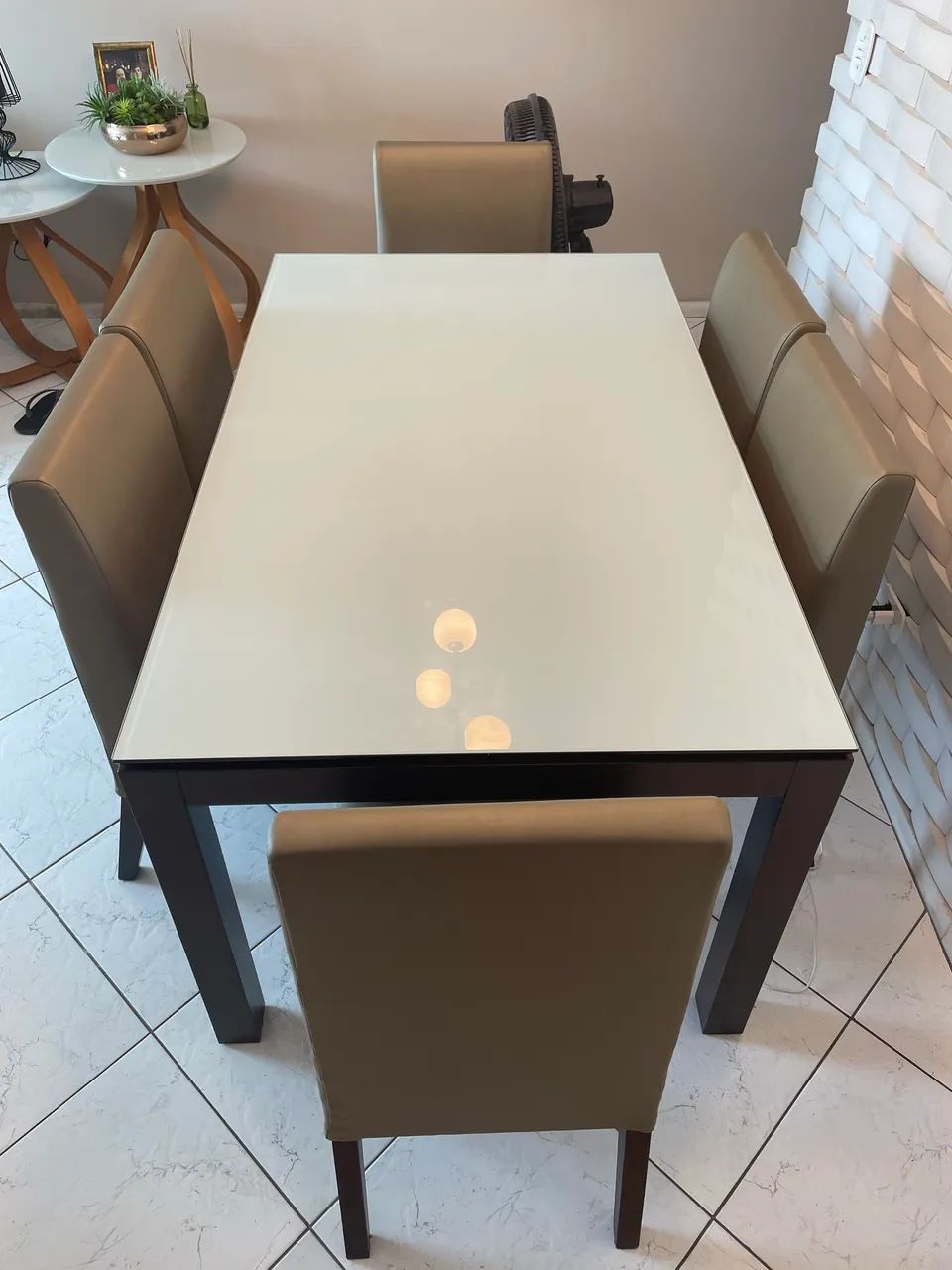 Mesa com 6 cadeiras - Foto 2