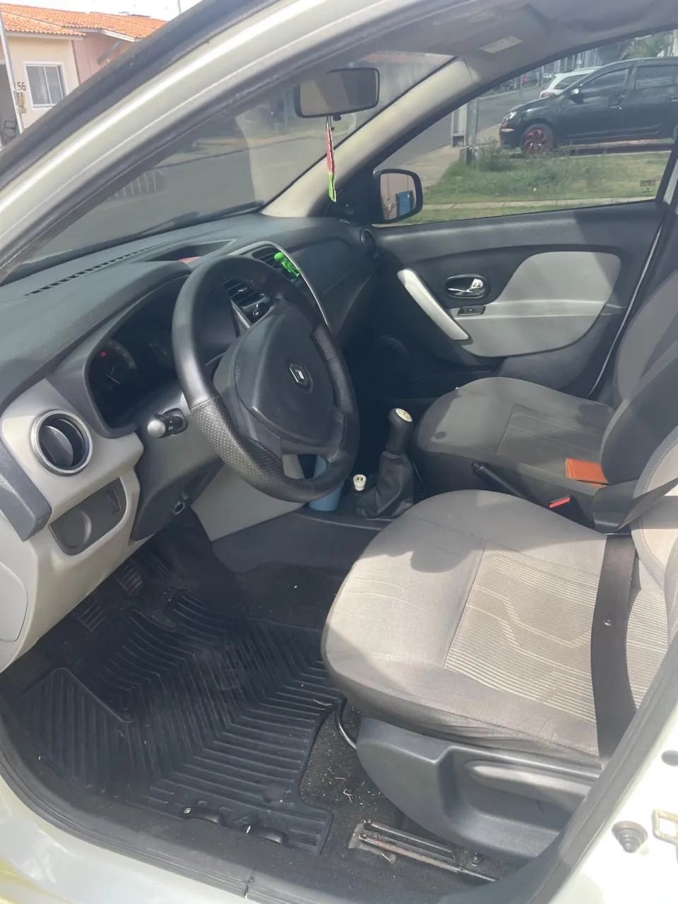Renault Logan Expression Flex 1.0 12V 4P 2018 - Foto 5