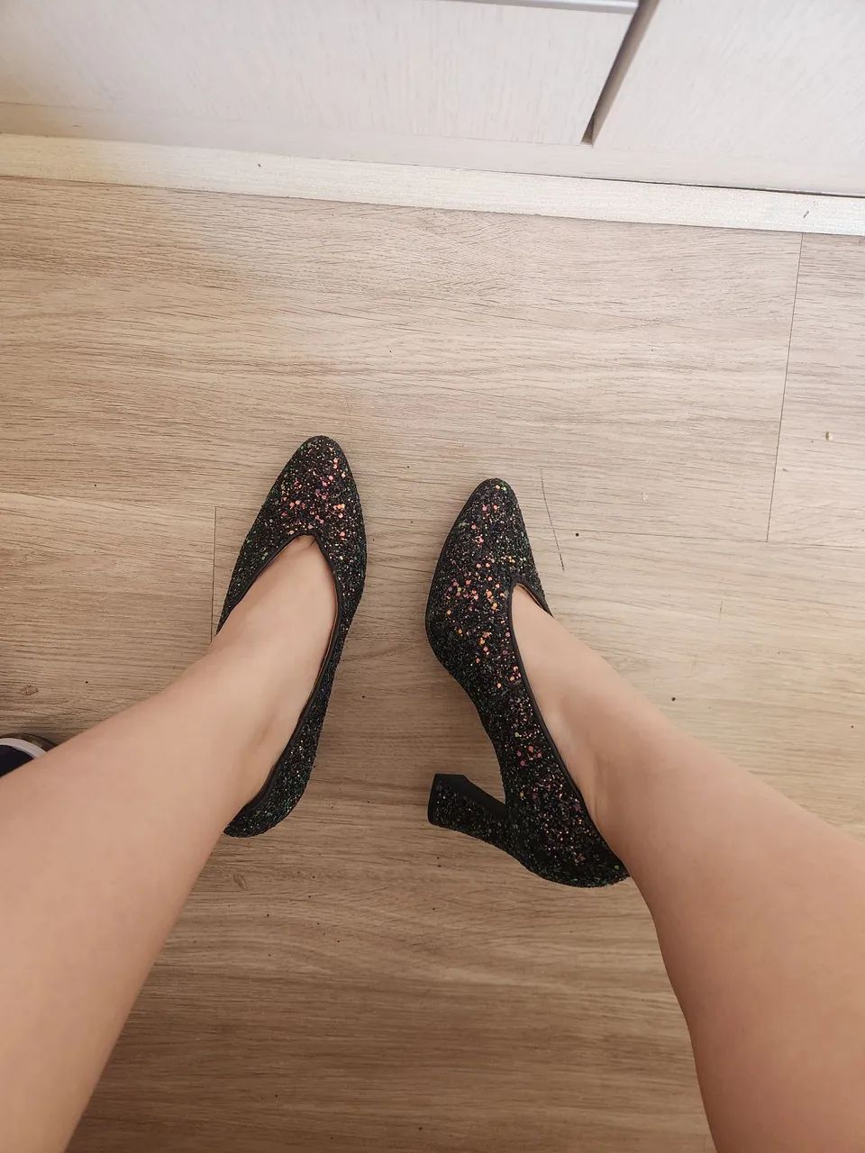 Sapato preto com glitter Vizzano 35 - Foto 2