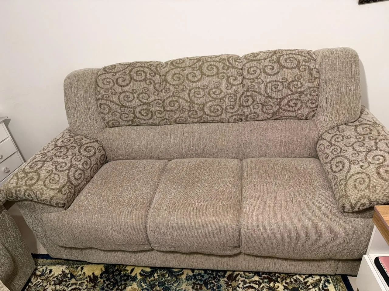Sofá 03 e 02 lugares novíssimo