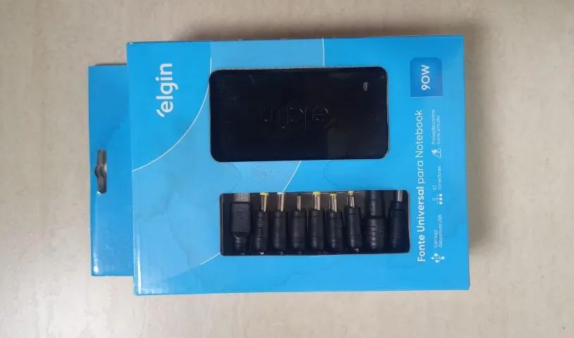 Fonte Universal para Notebook 90W com 10 conectores pouco usada - Foto 2