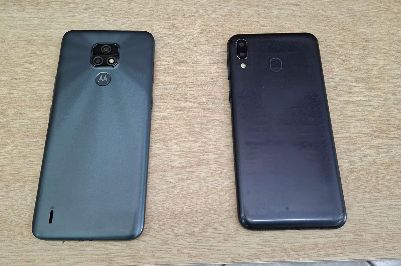 02 celulares por 400.00 imperdível, m20 e moto E - Foto 2