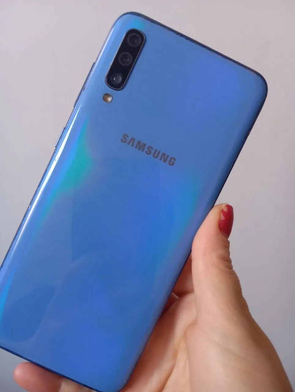Vende se Samsung Galaxy A70 