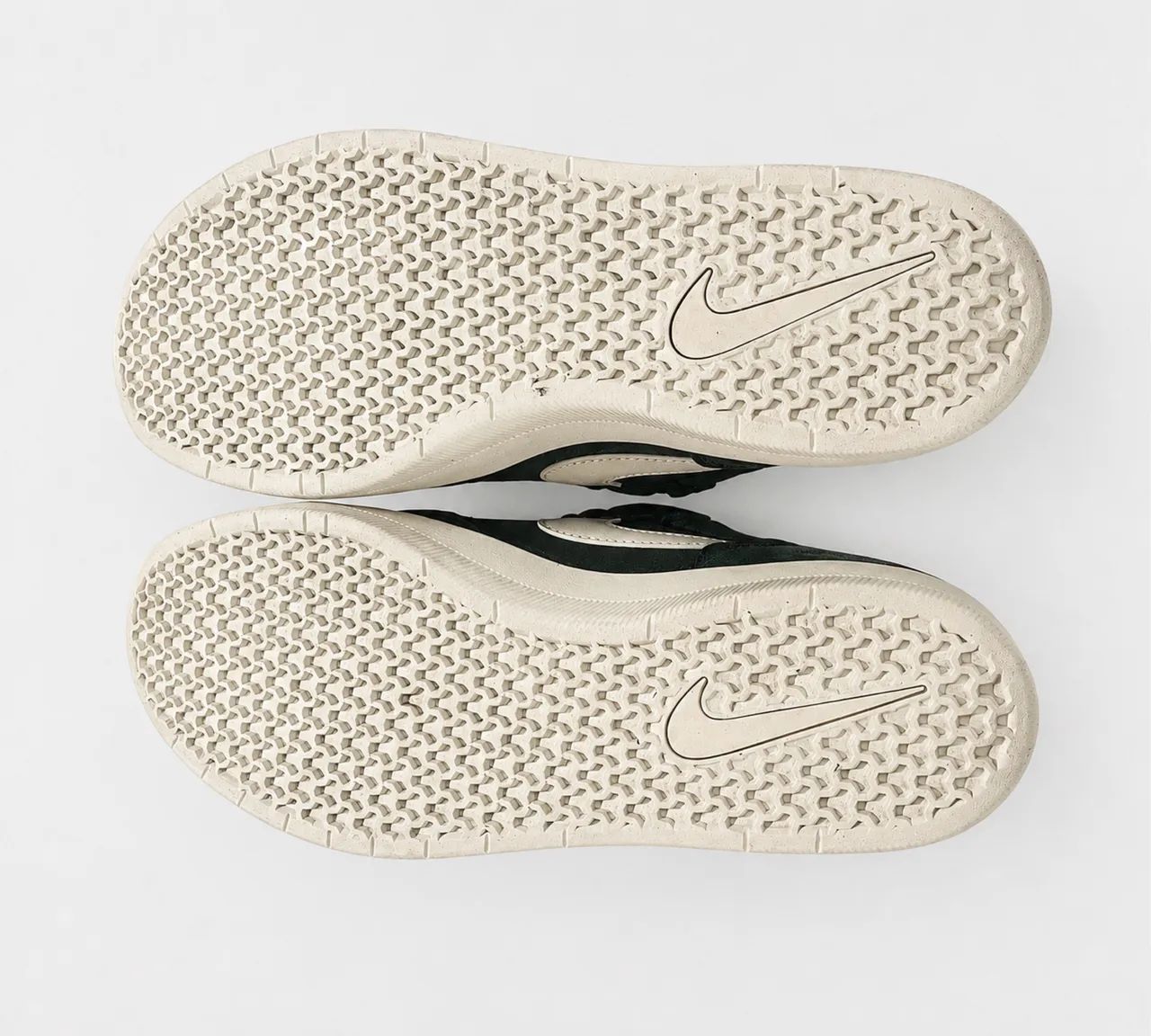 Tênis Nike Sb force 58  - Foto 4