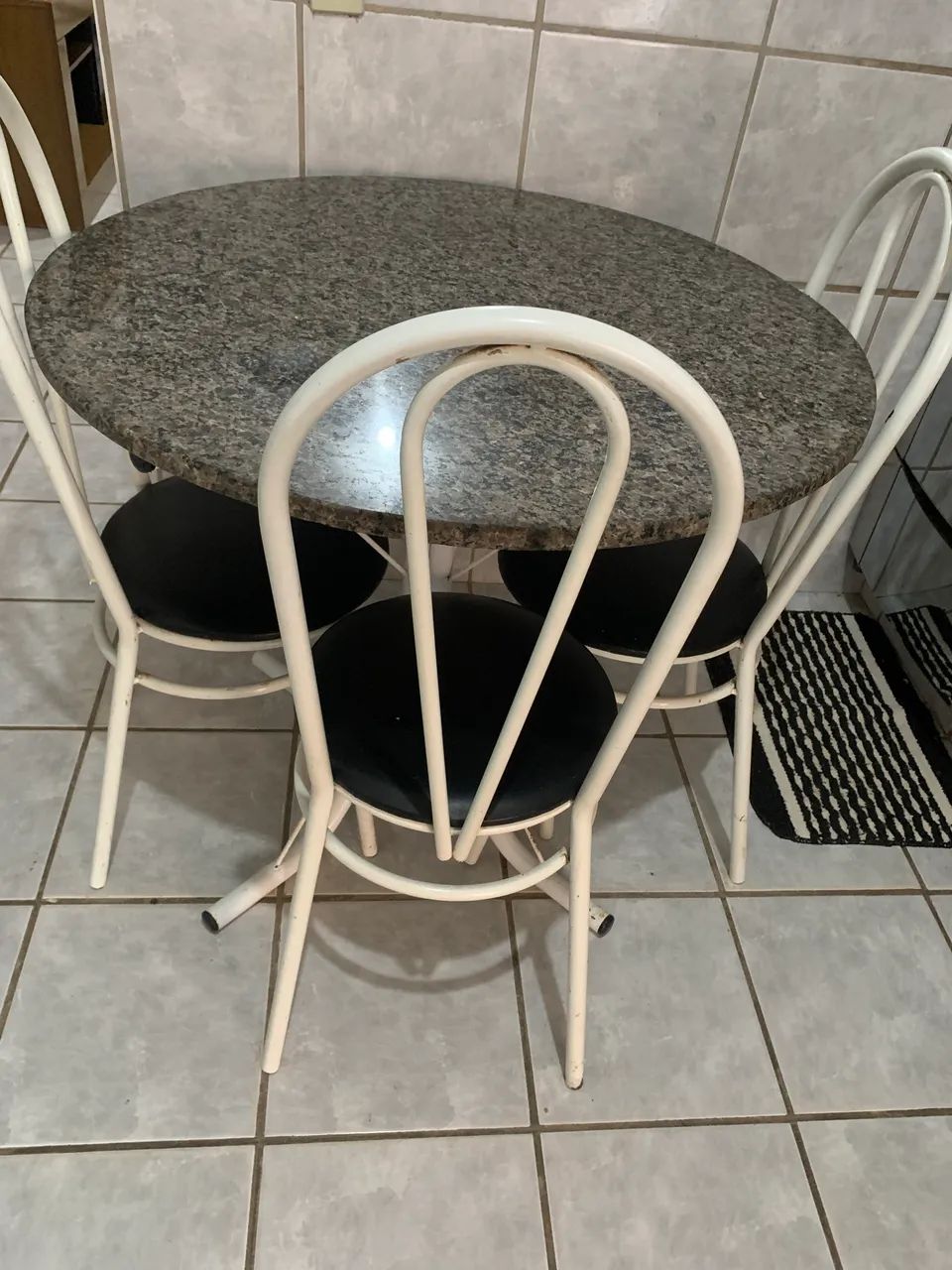 Mesa com tampo de granito - Foto 3
