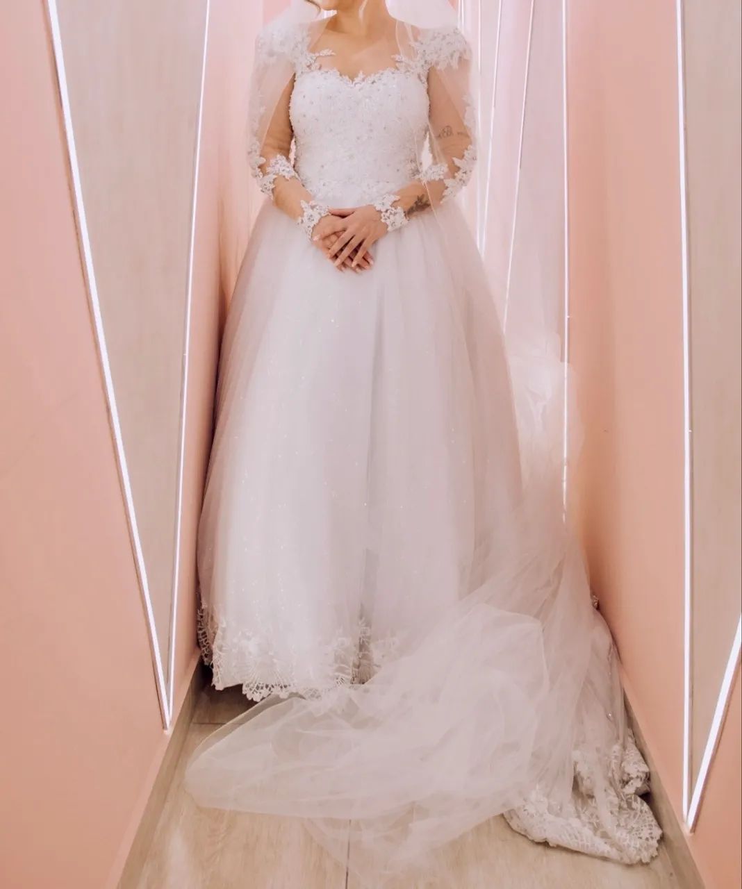 Vestido de noiva + Saiote + Véu - Foto 3