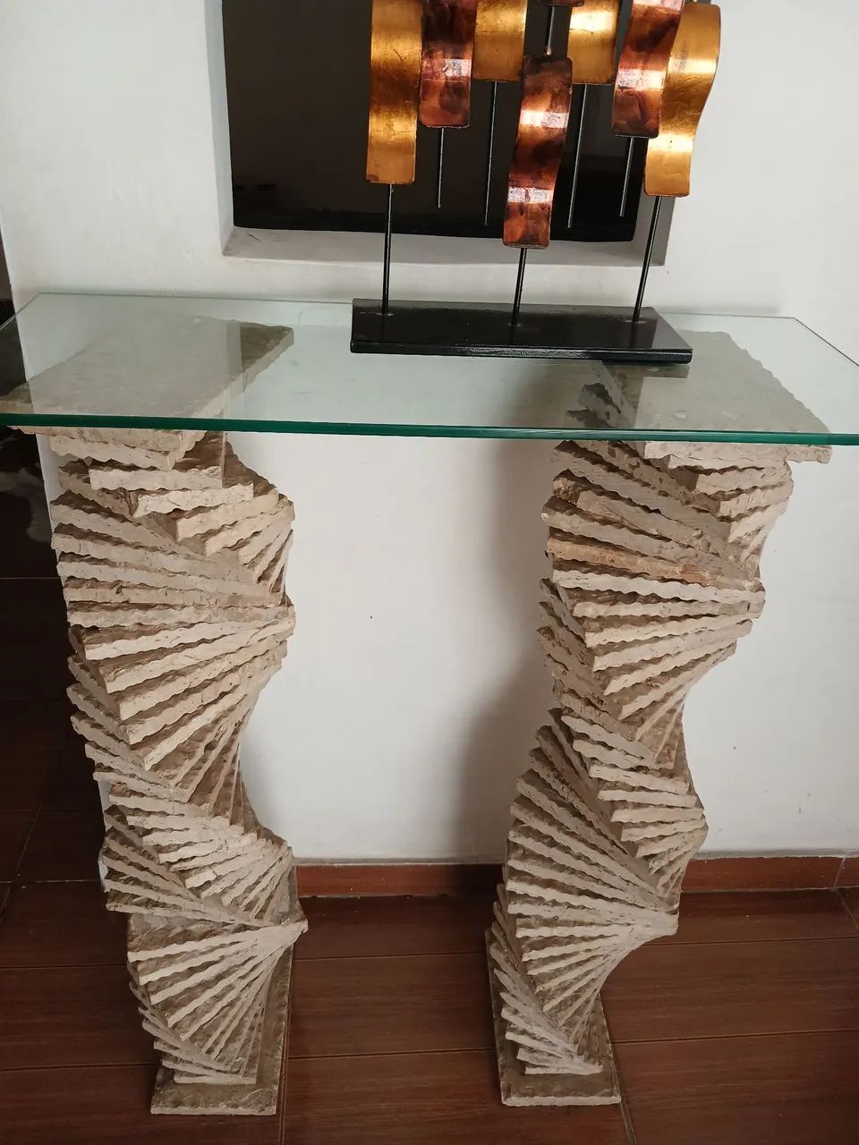 Aparador com base de Pedras