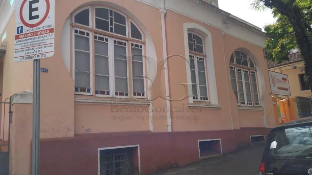 6704 - Comercial/Casa - Comercial - No bairro Centro