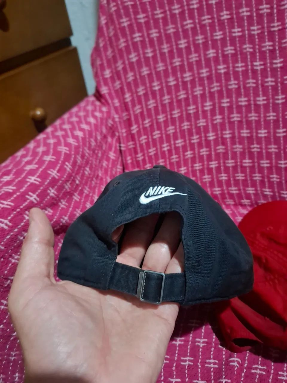 Dois bonés Nike um zero , o outro bem conservado.  - Foto 4