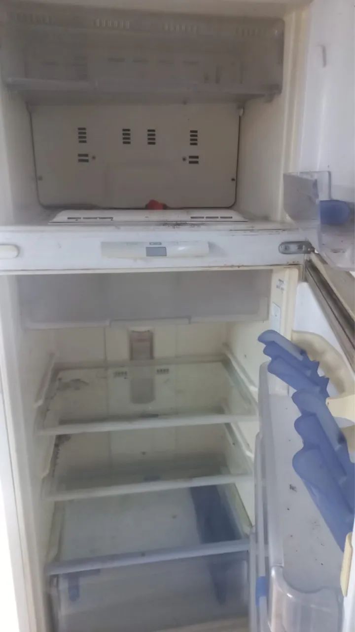 Vende -se geladeira  - Foto 3