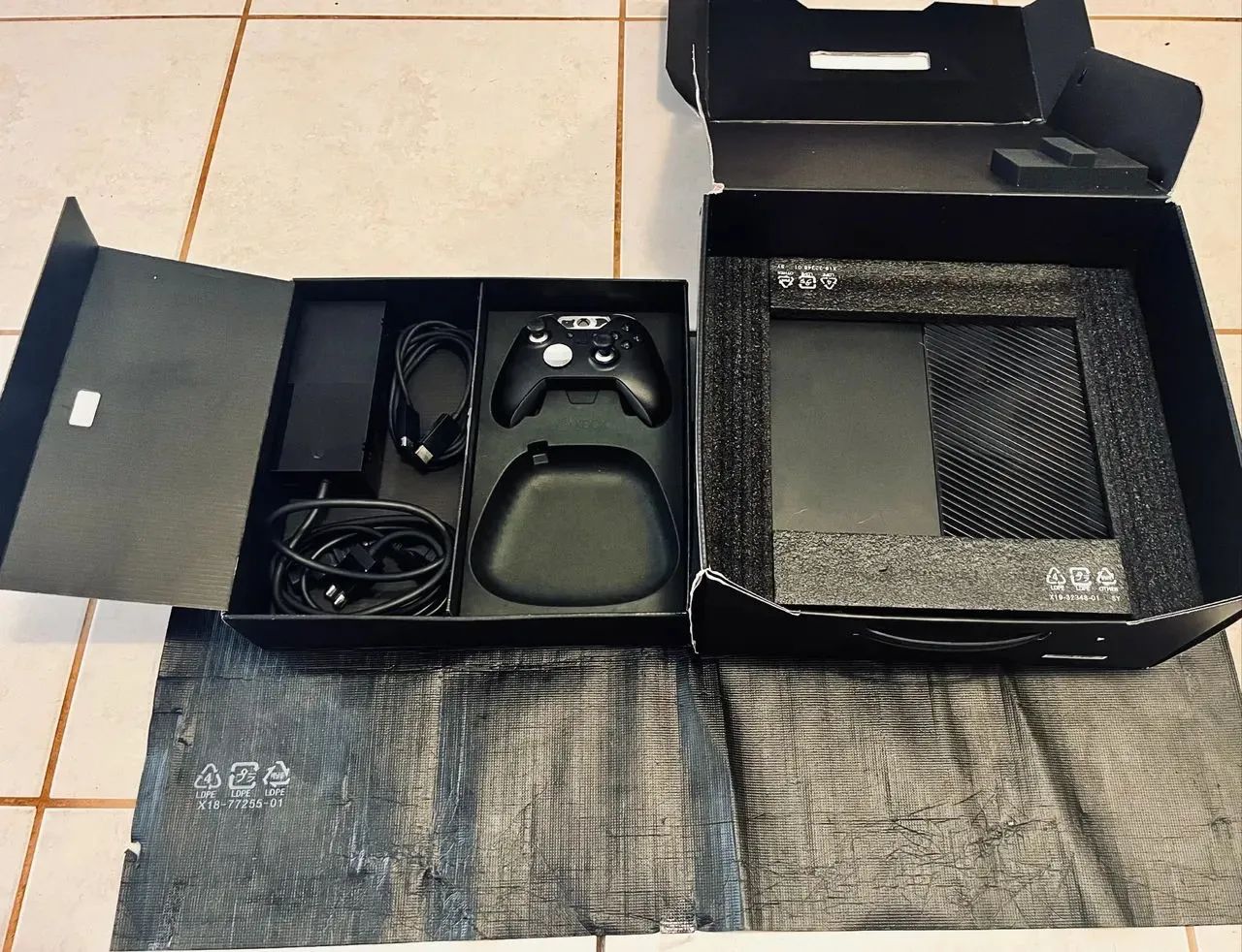 Xbox One Elite 1tb - Foto 5