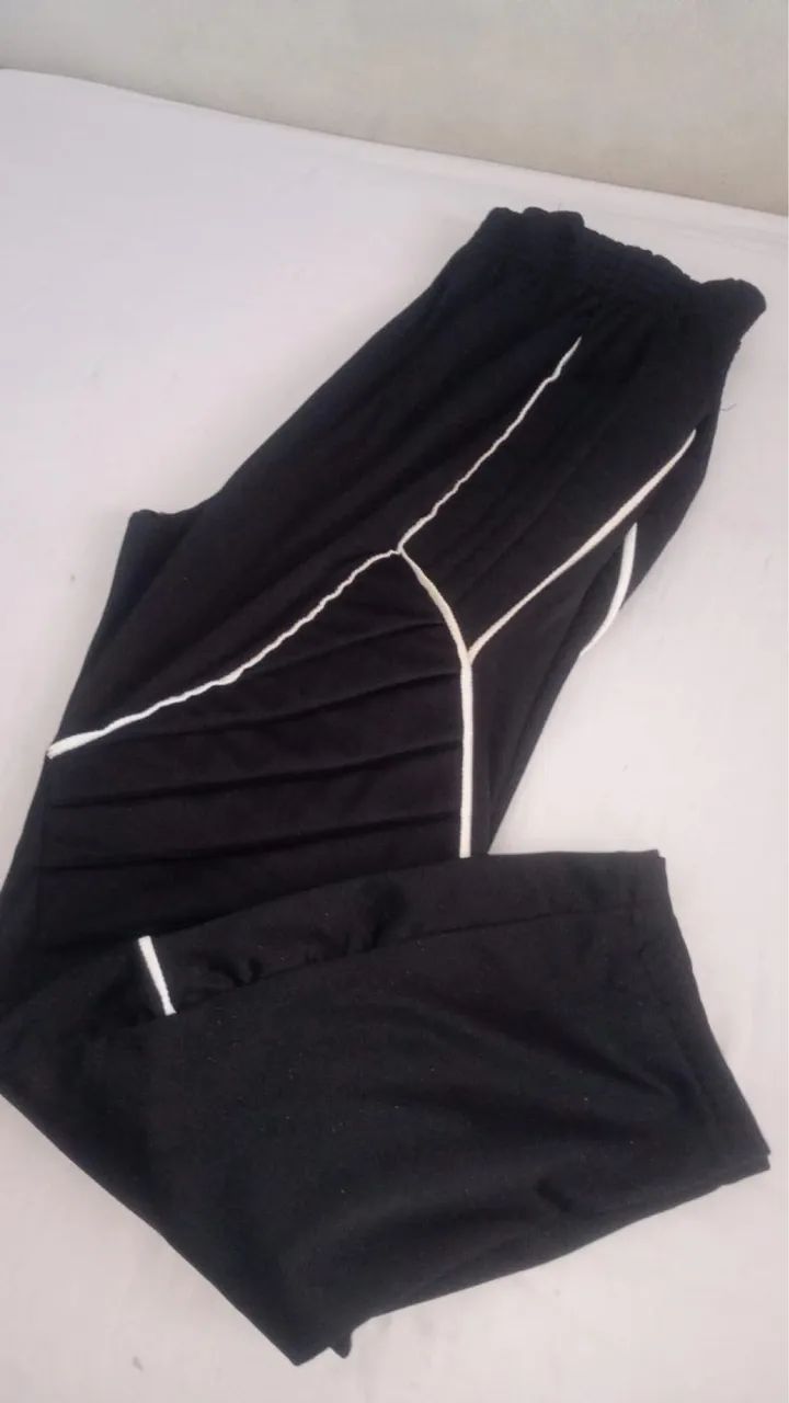 Calça de goleiro rana G usada