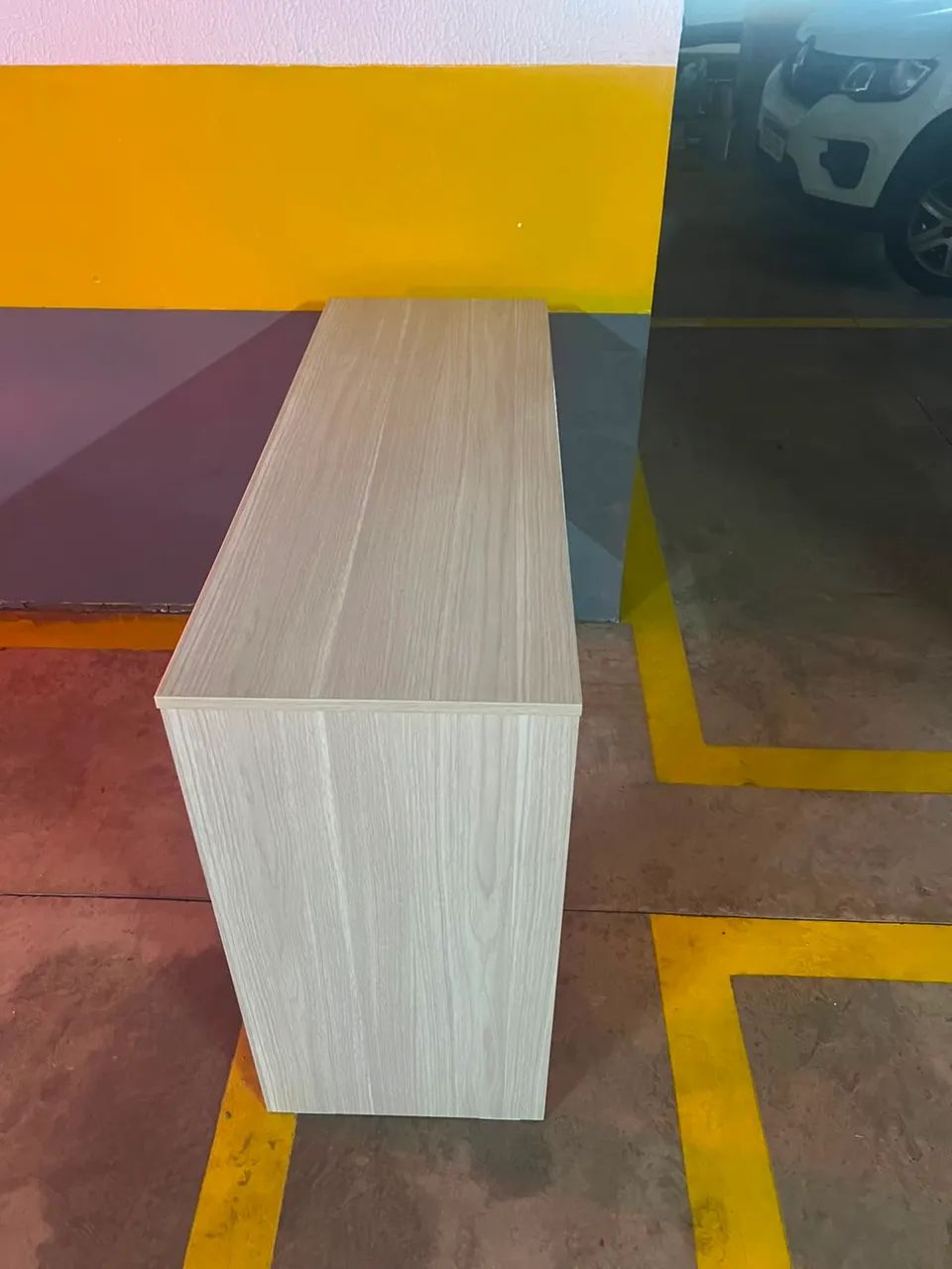 Mesa escritório compacta