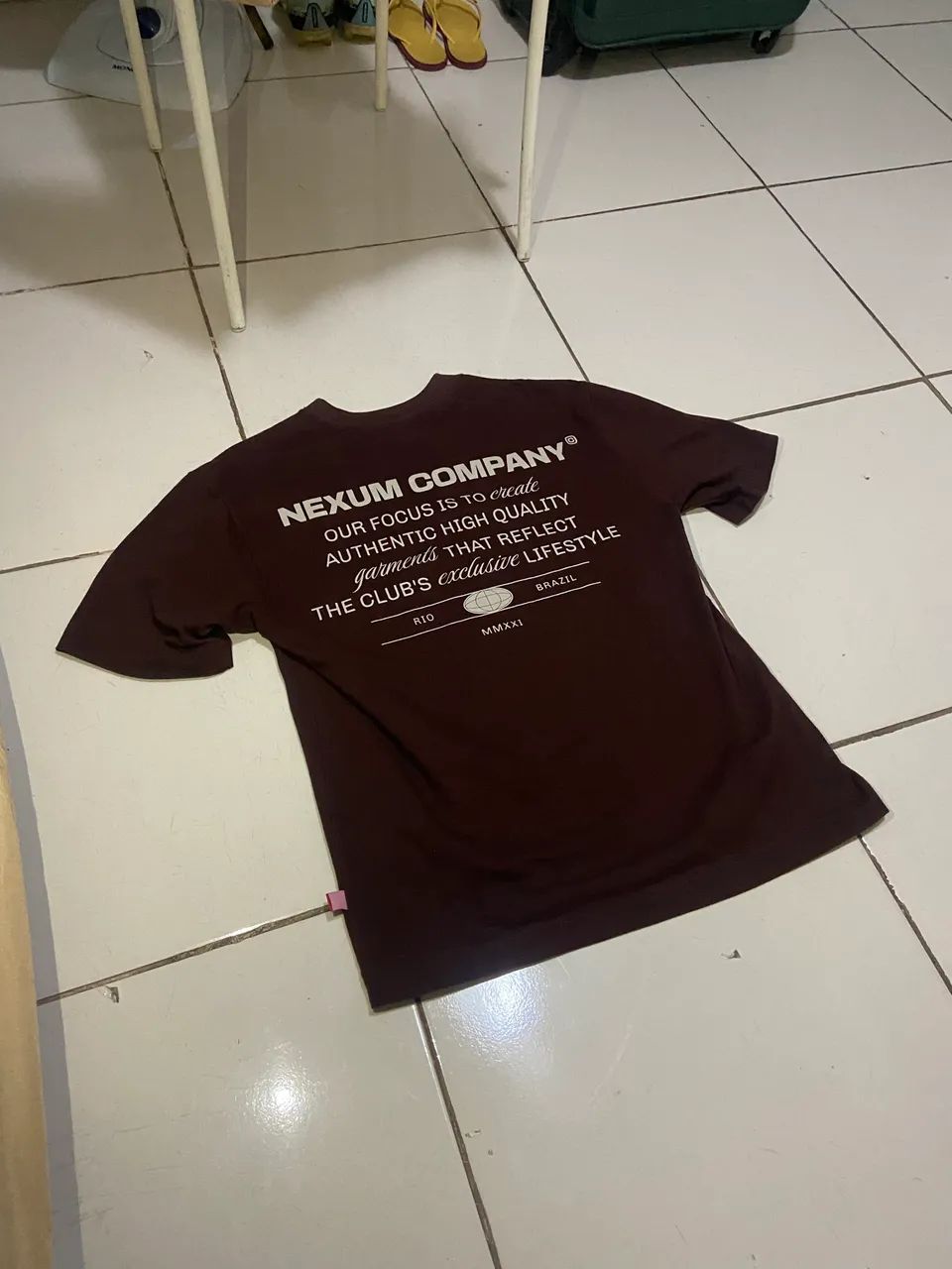 Vendo camisetas de marcas ! - Foto 4