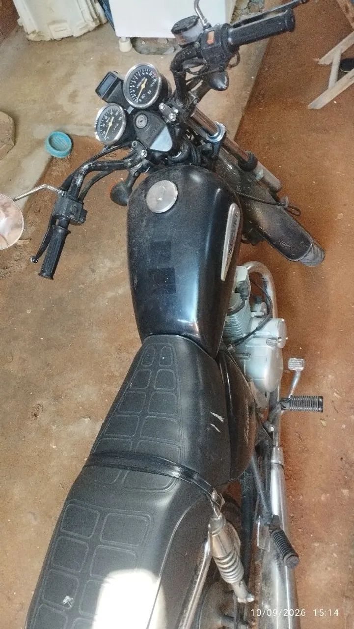 Suzuki intruder 